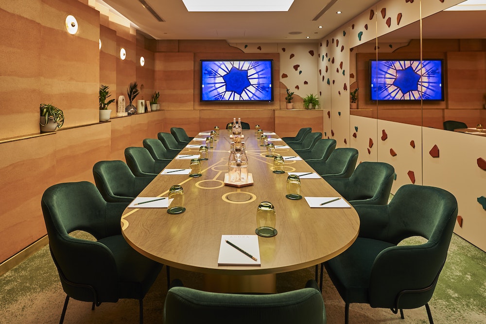 1651069236943 Hilton London Bankside Agora Meeting Room Credit Hilton Hotels