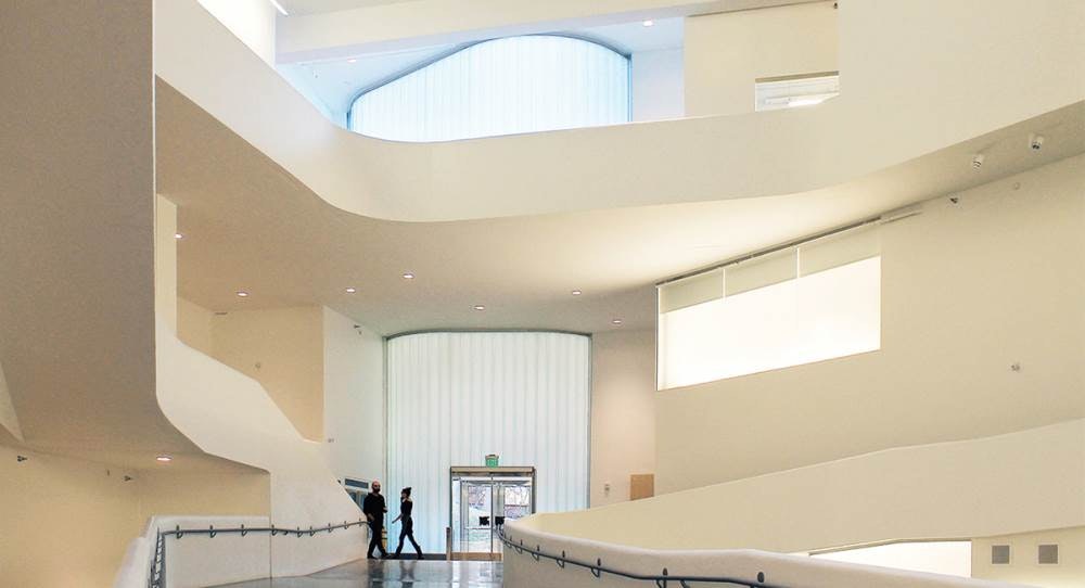 1651070263088 Uofinatural Light