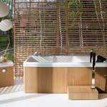 B_0810_ATM_Lb3Bathtub_tn B_0810_ATM_Lb3Bathtub_tn