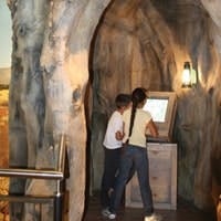 B_0710_ATM_HighTechMuseums_tn B_0710_ATM_HighTechMuseums_tn