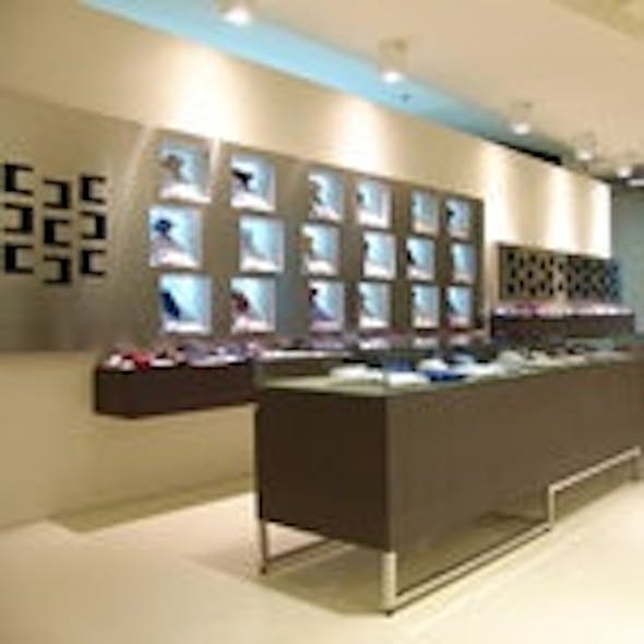 B_0610_ATM_RetailLighting_tn