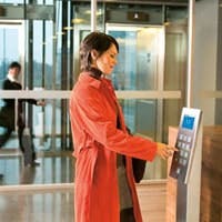 B_0510_ATM_GoingUp_tn B_0510_ATM_GoingUp_tn