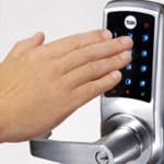 B_0310_SN_inTouch_tn B_0310_SN_inTouch_tn