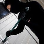 B_0210_ATM_CRISP_tn B_0210_ATM_CRISP_tn