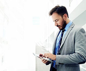 1652186675074 B 0216 Buzz White