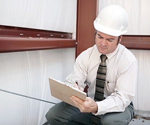 1652187547086 B 0116 News Guyhardhat