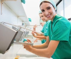 1652189619480 1013newsfeeddocwashinghands 1652189619480 1013newsfeeddocwashinghands