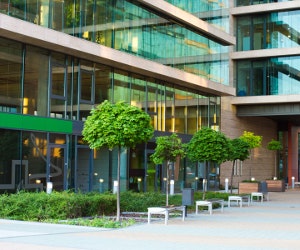 1652189657656 1013newsfeedofficespace