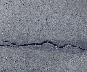 1652191711631 B 0212 Sc Asphaltkingdom Crackedasphalt