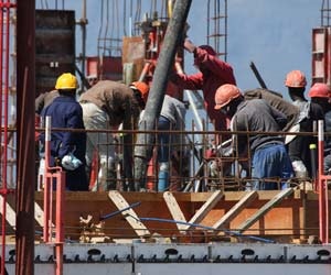 1652195186769 B 0310 Atm Constructionemploymentdeclines