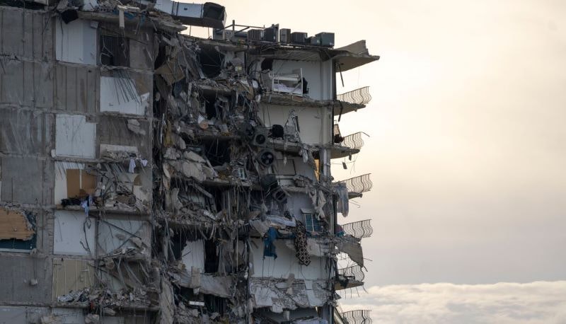 1652200964927 Miami Building Collapse800