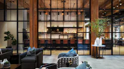 Cleanable_CanopyByHilton_1000