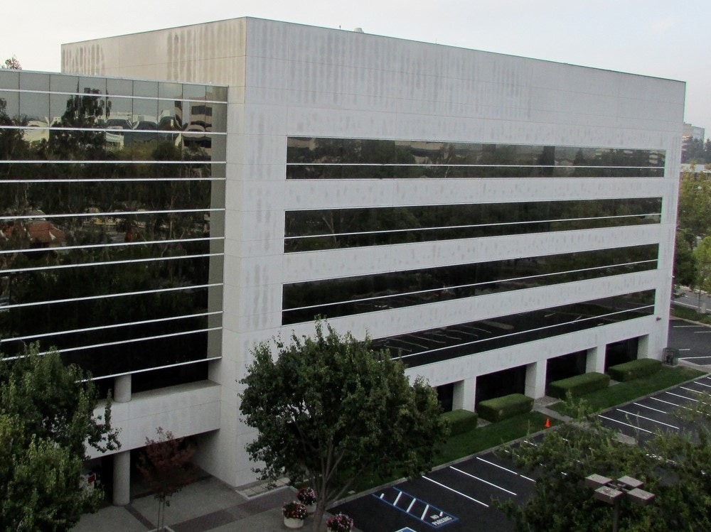 1652287063359 Striping