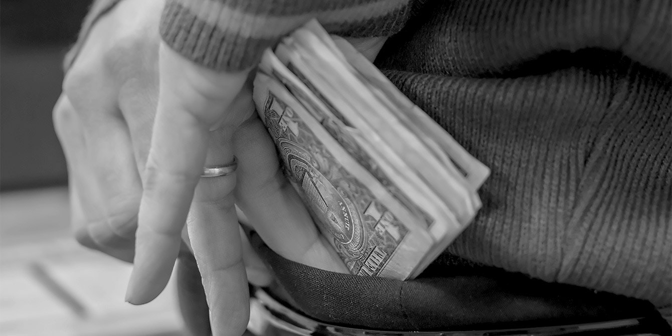 1652287476346 Internaltheft