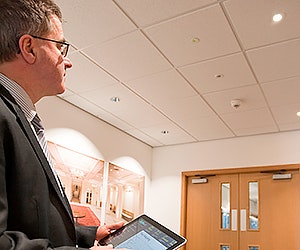 1652287790786 B 0815 Buzz Tablet