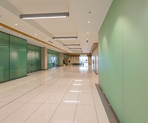 1652288375075 B 0815 Buzz Hallway