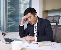 1652288713990 Workerwithpooriaq 1652288713990 Workerwithpooriaq