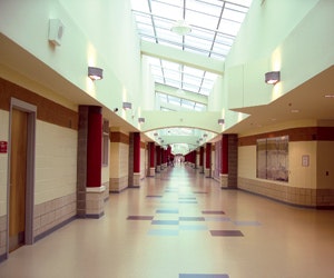 B_0610_Top_Products_Gillette-Intermed_CONTROLITE