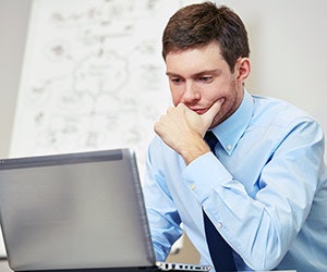 1652313205299 B 0416 News Laptop