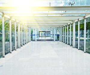 1652314379199 B 1014 Newsfeed Corridor