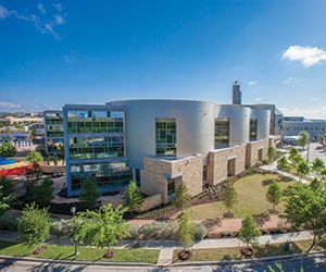 1652315686783 B 0913 Tem2