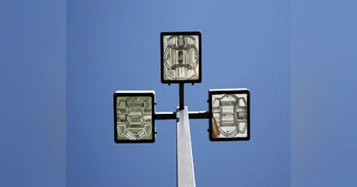 Testing Streetlights Seattle Testing LED Streetlights | Buildings