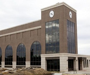 1652318290453 Renewableenergycenteruniversity