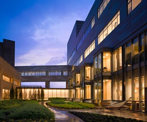 1652320986853 B 0810 Atm Hersheycancerinst