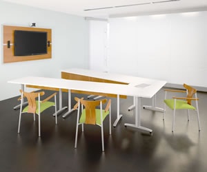 1652330790044 B 0412 Product Trio Gunlocke