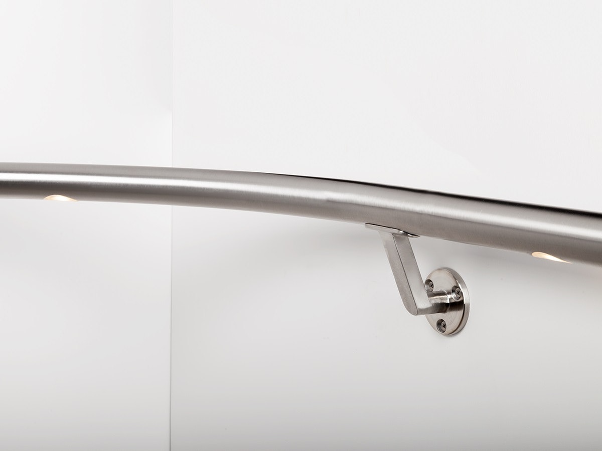 Intense_VRail_Spot-Product