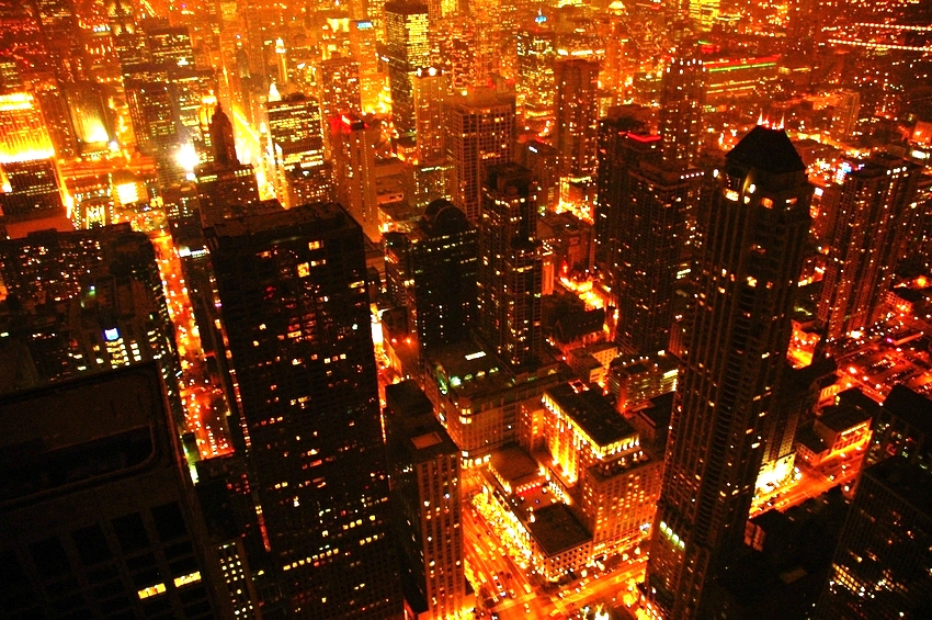 Long-term energy contracts can be more expensive than implementing a blended purchasing strategy. How do your buildings procure energy?