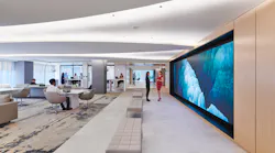 Cushman & Wakefield’s Washington, D.C. office is packed with choice in terms of places to work. Grab a table in an open space to collaborate with colleagues or duck into an enclosed area for heads-down work.