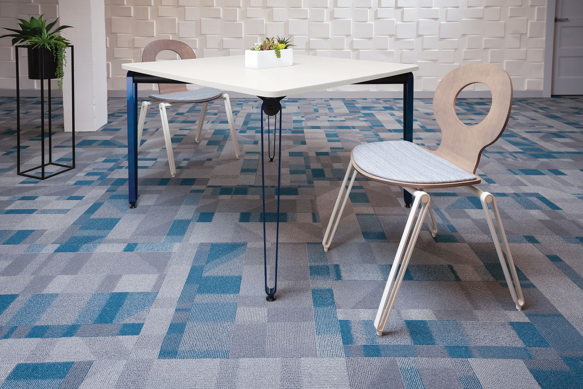 Versteel Thea Series Table And Seating