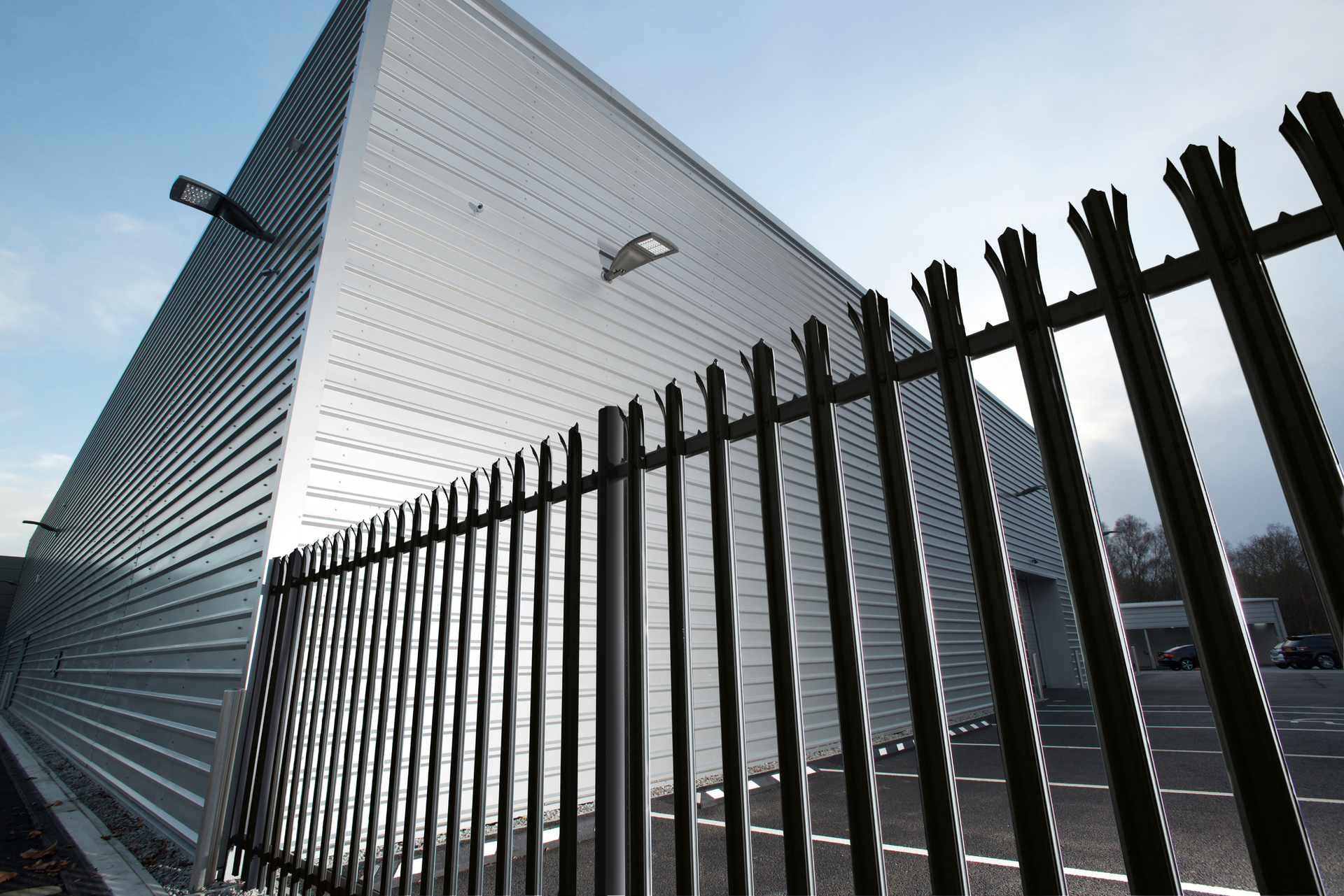 Cdh Custom Roll Form Palisade Security Fencing