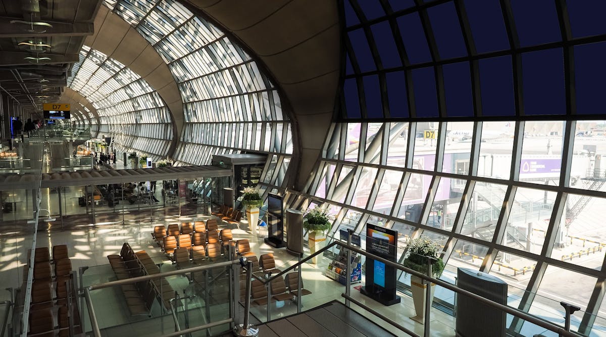 How Smart Glass for Airports is Transforming the Travel Journey