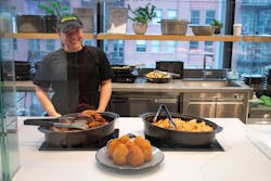 Fooda connects restaurants in 20 markets across the U.S. with offices, healthcare organizations and more that need a new approach to providing food to employees. Fooda connects restaurants in 20 markets across the U.S. with offices, healthcare organizations and more that need a new approach to providing food to employees.