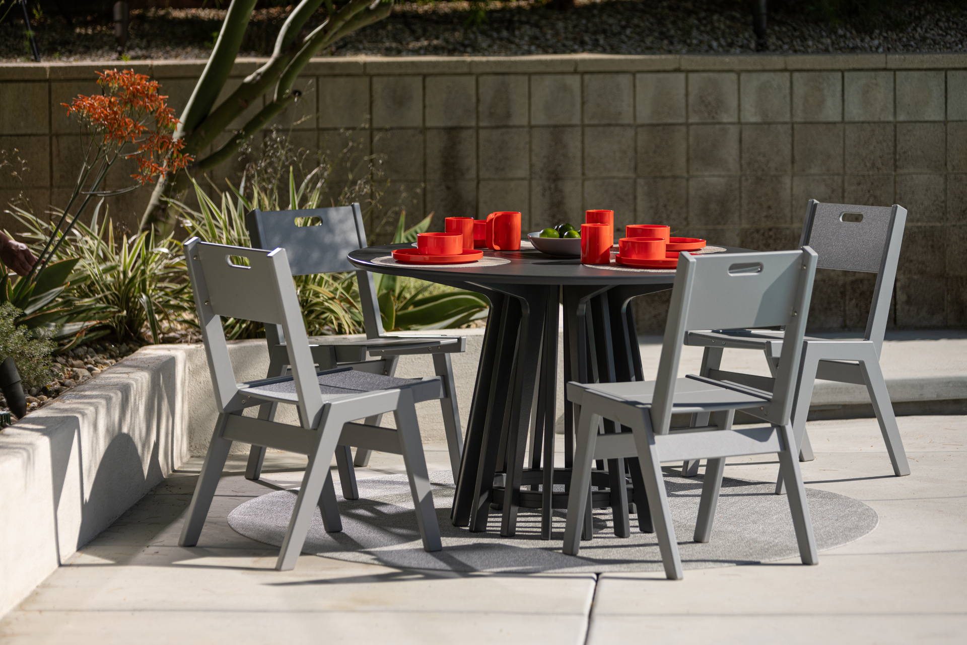 Loll Designs Good Company Tables 6526f7f5aab8b