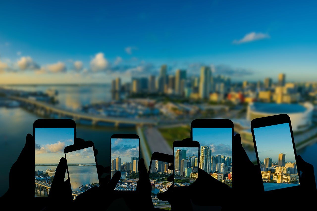 65a695da05ac47001d903f43 Smartphones Geralt