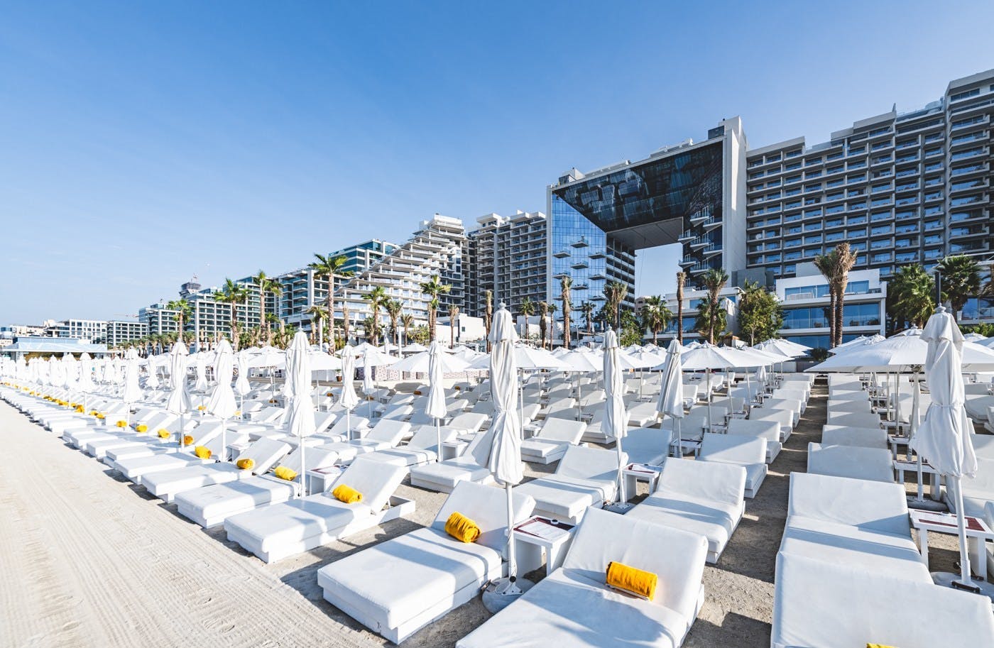 FIVE Hotels and Resorts&rsquo; FIVE Palm Jumeirah and FIVE Jumeirah Village hotels in Dubai are the first hotels in the world to receive UL Verified SPIRE Smart Buildings Ratings.