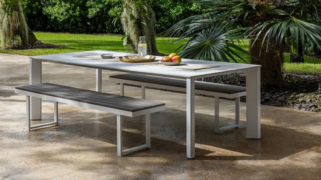 pavilion__southpoint_table_collection