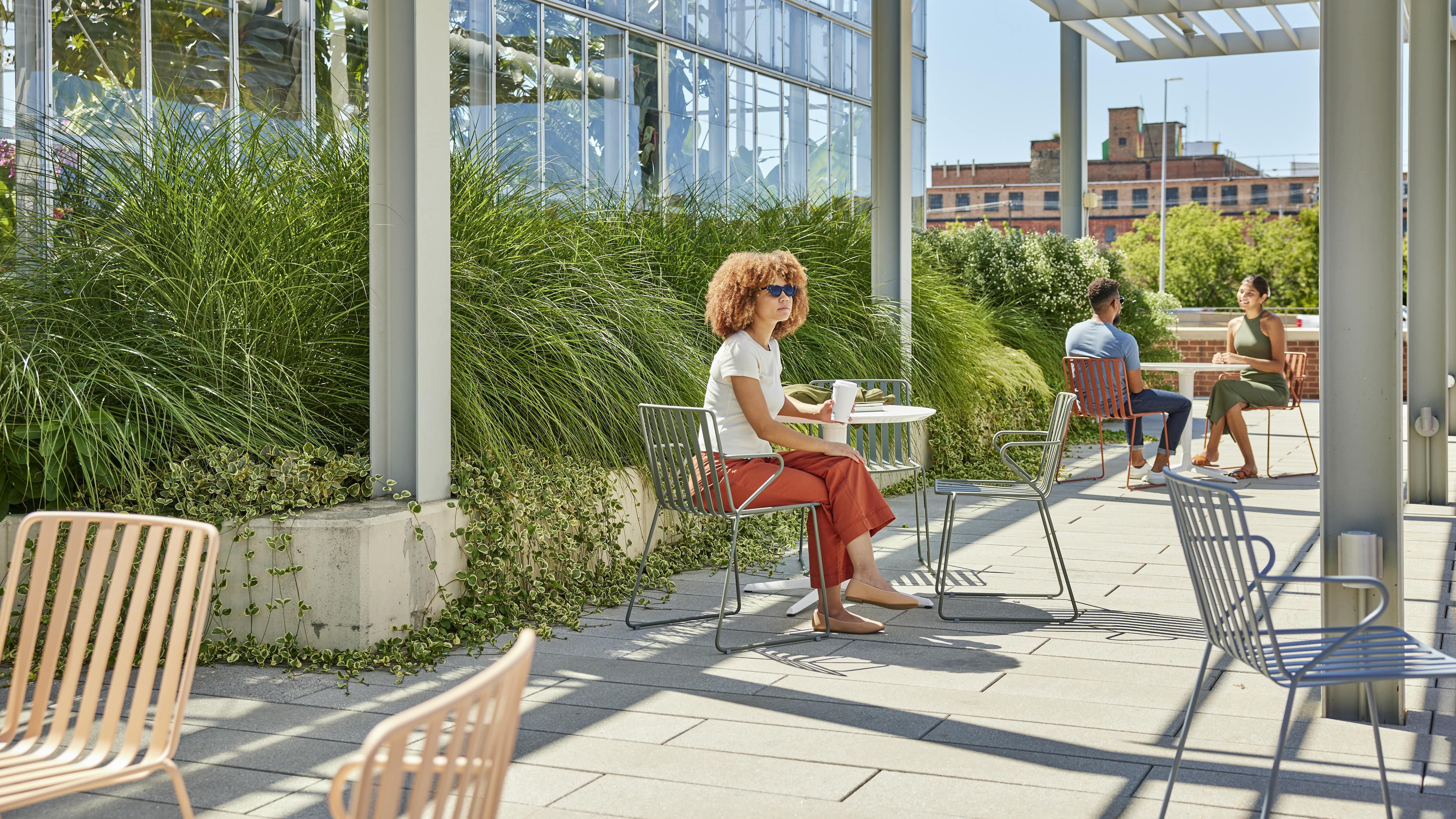 landscape_forms__every_day_chair