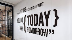 65fb0a68ee2628001e037c3e Clarus Colordrop Glass 65fb0a68ee2628001e037c3e Clarus Colordrop Glass