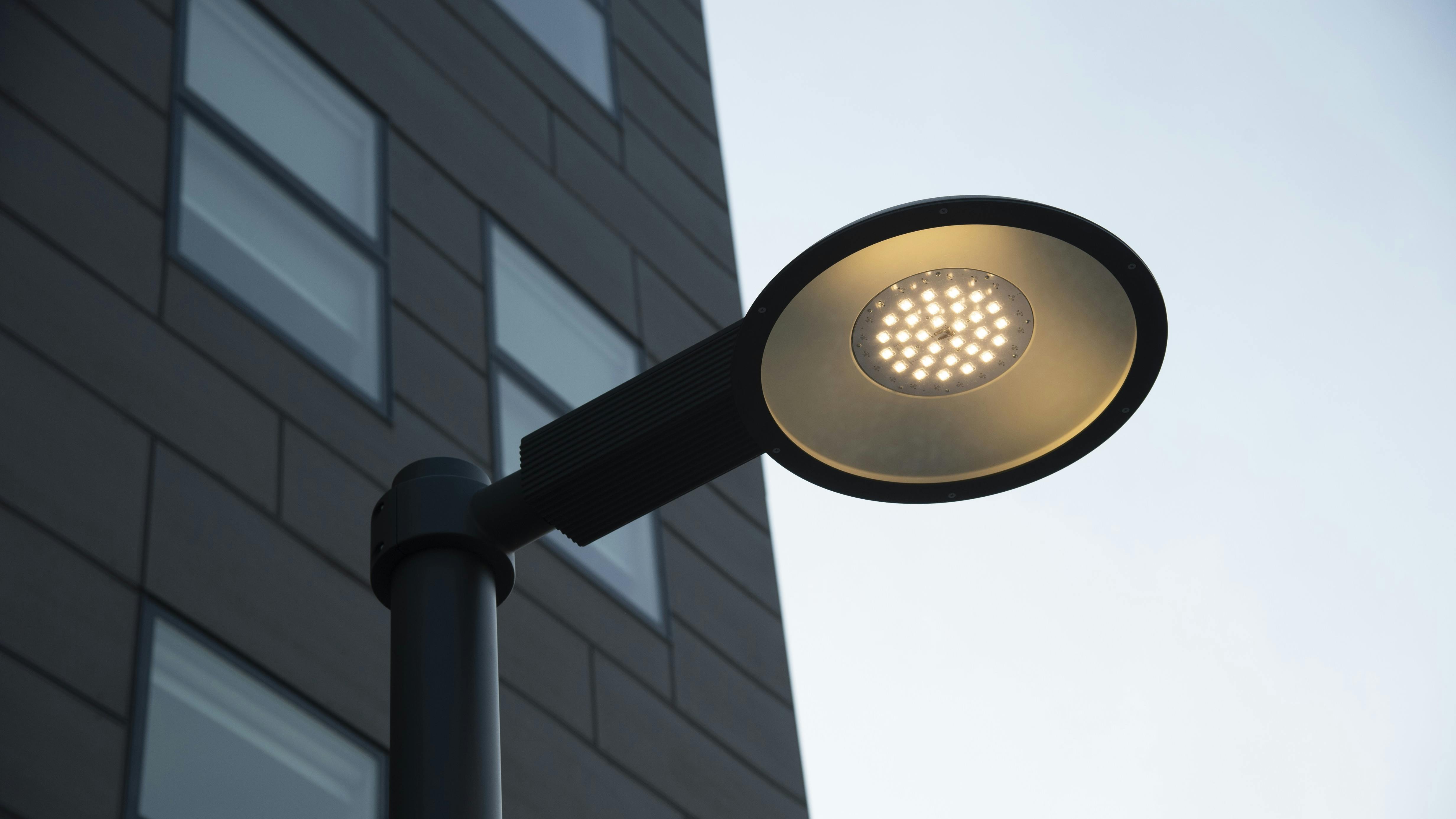 landscape_forms__leo