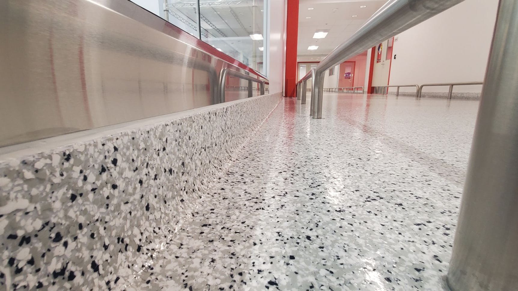 sherwinwilliams_acceleraone_decorativecorridor