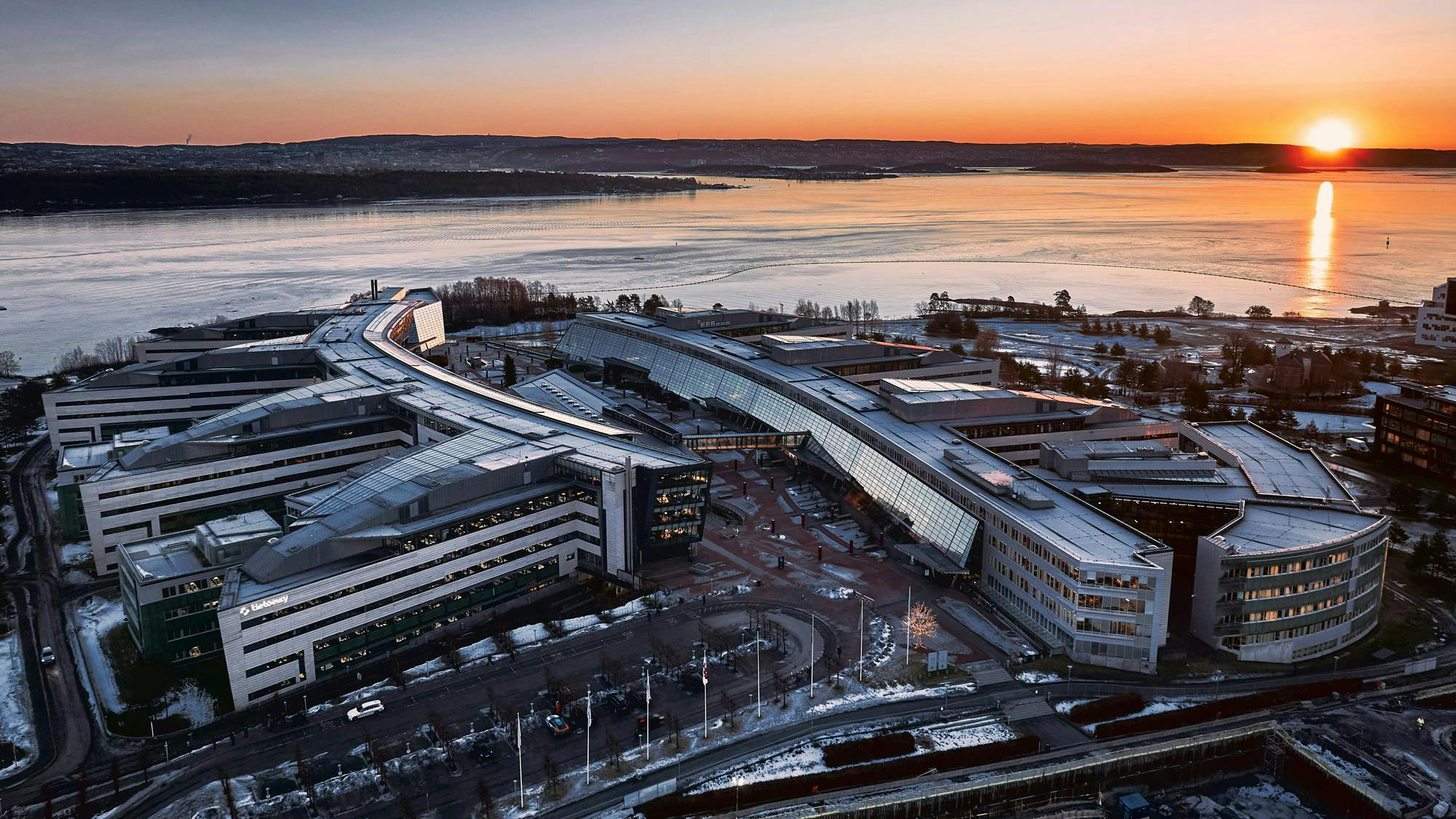 Sweden&rsquo;s Fagerhult reclaimed aluminum luminaires from the Snar&oslash;yveien 30 offices outside of Oslo, owned by Norwegian Property, and home to telecommunications company Telenor.