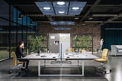 The new iGuzzini Light Shed luminaire is designed to absorb noise and diffuse sound. The new iGuzzini Light Shed luminaire is designed to absorb noise and diffuse sound.