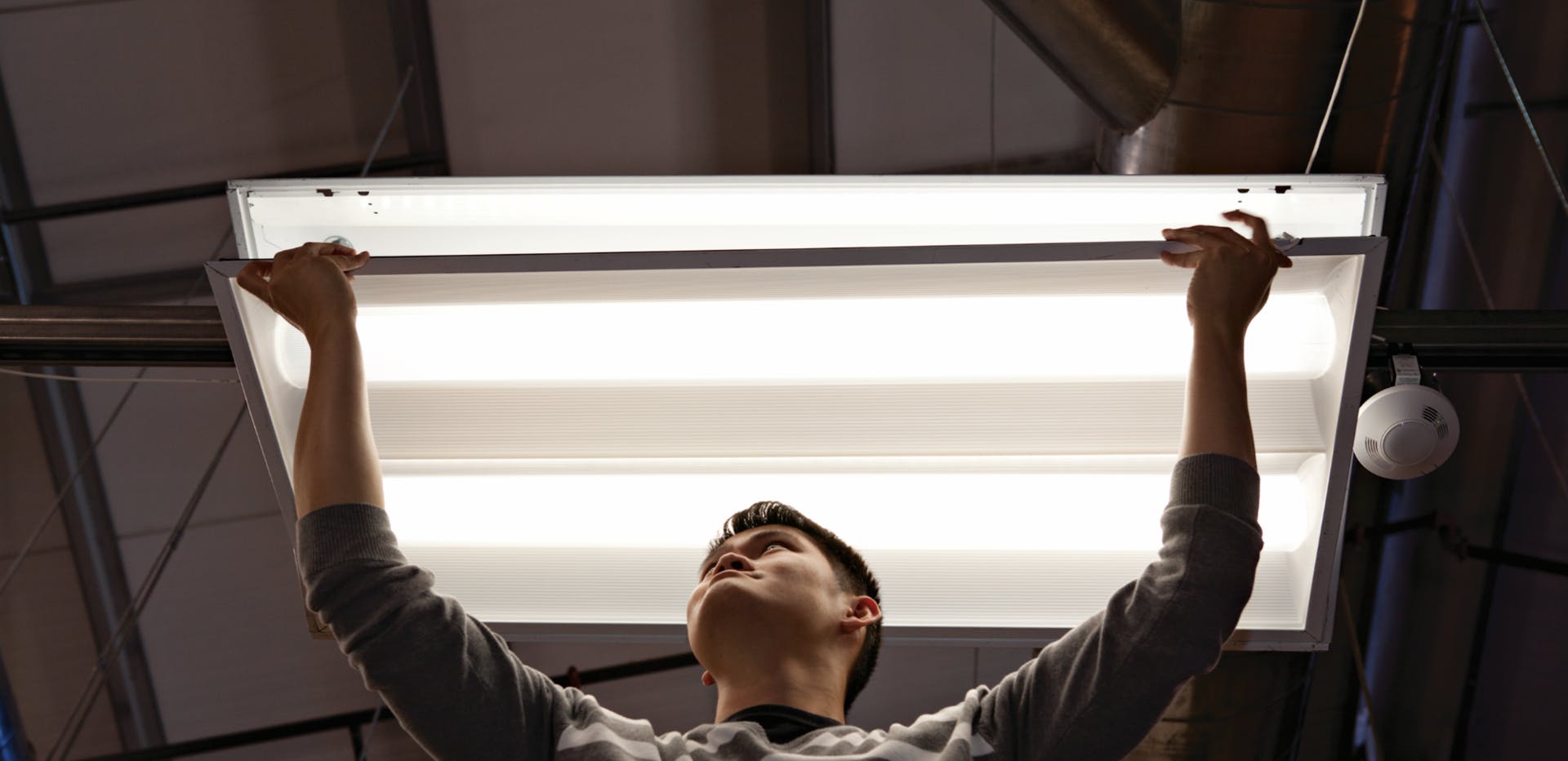 The Million LED Challenge aims to enable replacement of linear fluorescent tubes and traditional fixtures with evaluated and approved TLEDs, retrofit kits, and integrated LED luminaires in California. (Image credits: Images and logo courtesy of the California Lighting Technology Center.)