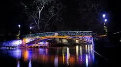 LEC Lyon lights Annecy’s Lovers’ Bridge with networked LED lighting system