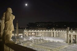 Osram lights St. Peter's Square with customized LED floodlights Osram lights St. Peter's Square with customized LED floodlights