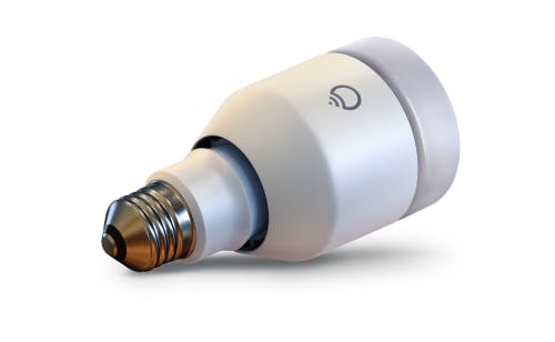 Qualcomm takes CES stage to promote wireless LED lamp technology
